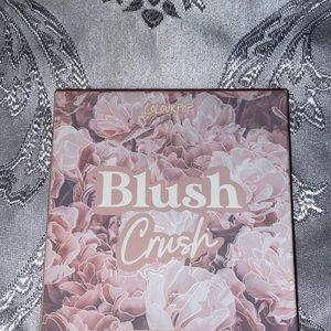 Small eyeshadow palette
